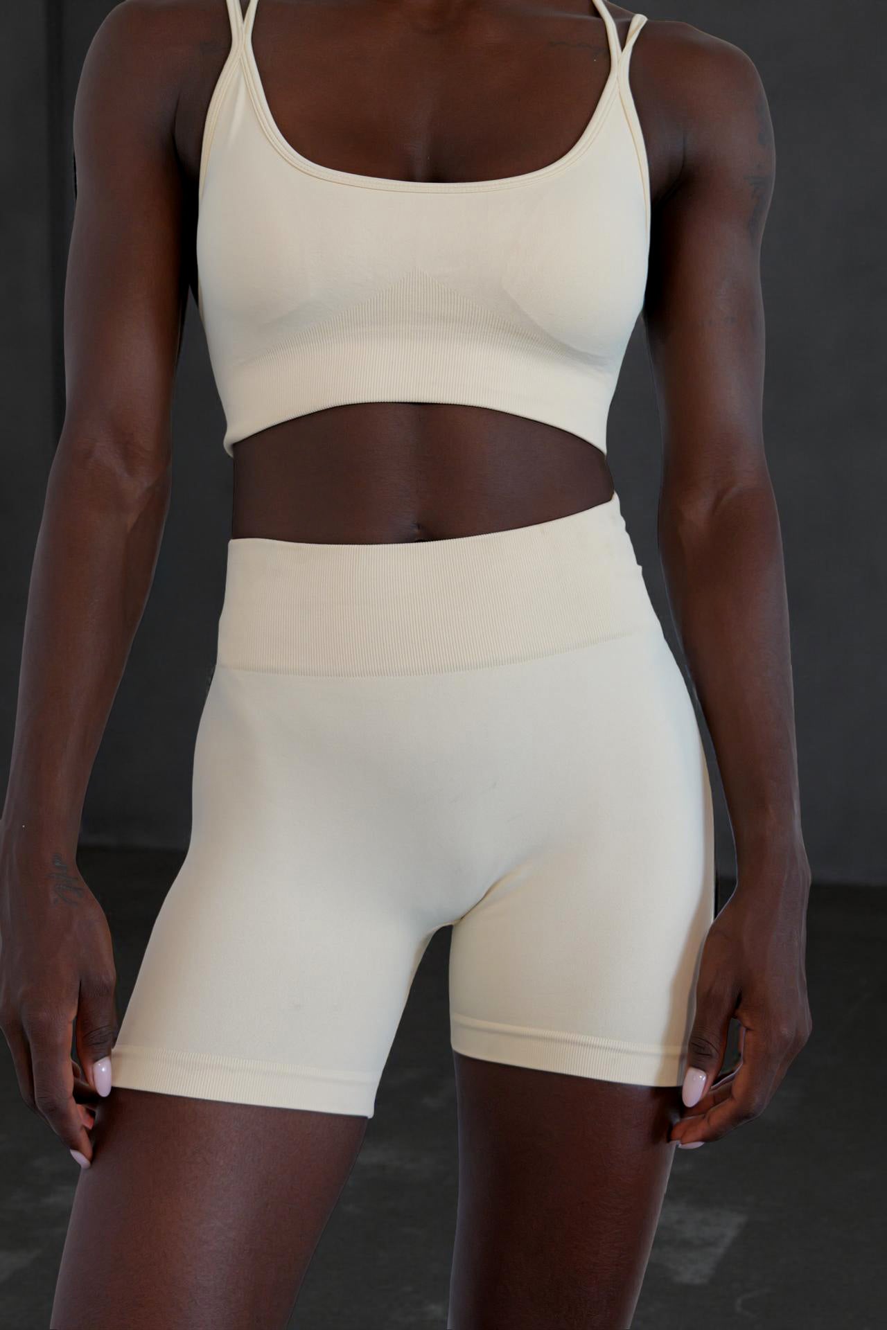 Lya Short