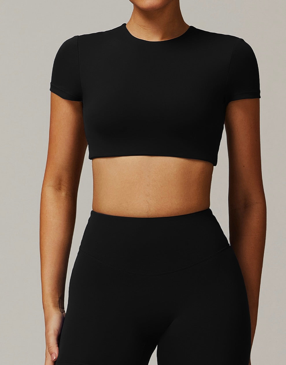 Ana Yoga Short sleeve top